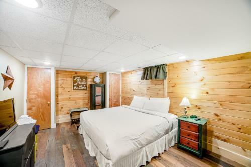 The Lodge At Schroon River