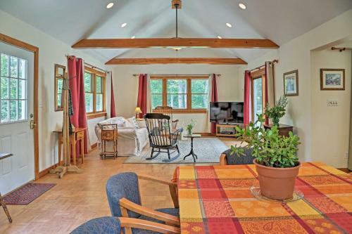 Chichester Home, Perfect For Couples And Small Family!