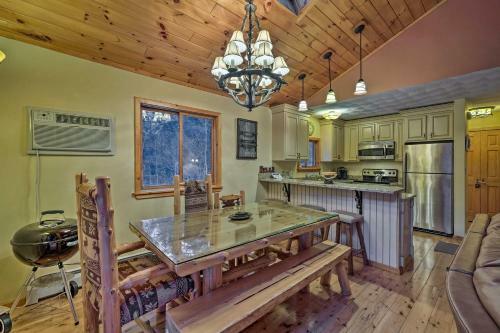 Jewett Cabin With Viewing Deck - 10 Mins To Skiing!