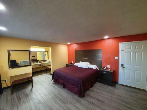 Chaparral Motel Hallettsville