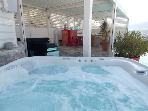 Villa Secret D'azur Un Paradis Avec Piscine Et Spa