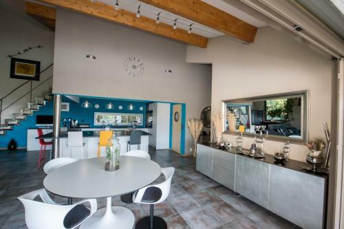 Villa Secret D'azur Un Paradis Avec Piscine Et Spa