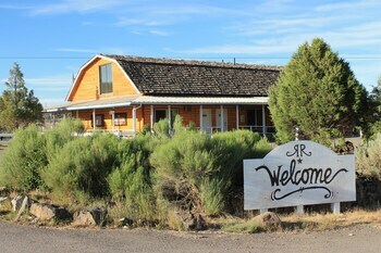 Hotel Riverside Resort & Rv Park