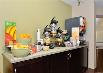 Motel Quality Inn & Suites Airport