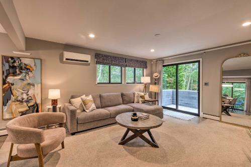 Unique Southampton Getaway With Rooftop Deck!