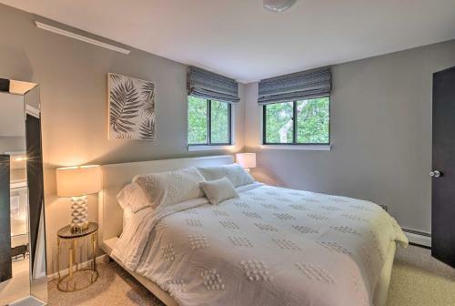 Unique Southampton Getaway With Rooftop Deck!