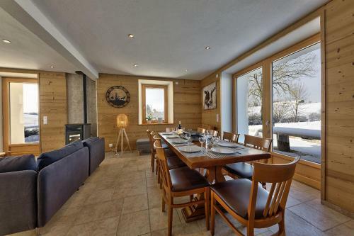 Maison Haut Jura Chaleureuse Et Ind�pendante
