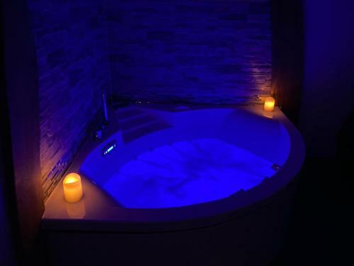 Hostal D�sirad Spa Privatif Et Piscine Couverte
