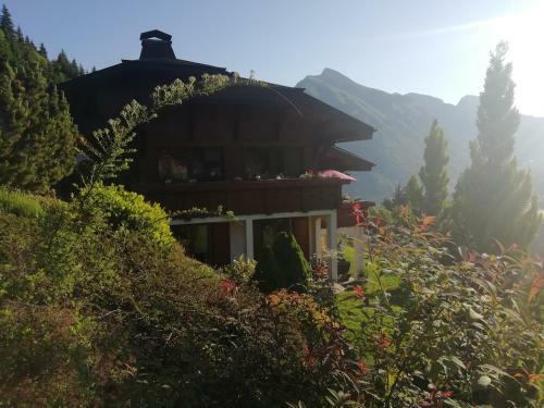 Hostal Chambres En Chalet Petit D�jeuner Inclus
