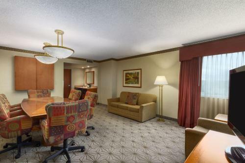 Hotel Embassy Suites Portland - Airport