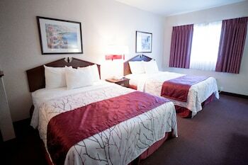 Guesthouse Hotel & Suites Portland