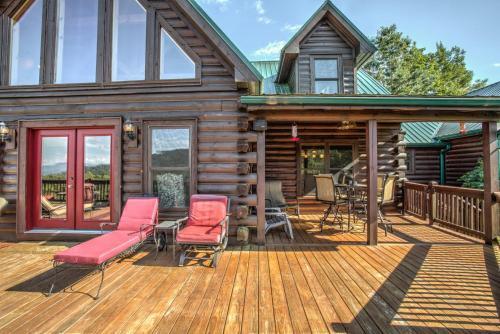 Black Mountain Hilltop Retreat