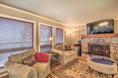 Apartamento Beech Mountain Retreat With Decks And Mtn Views!