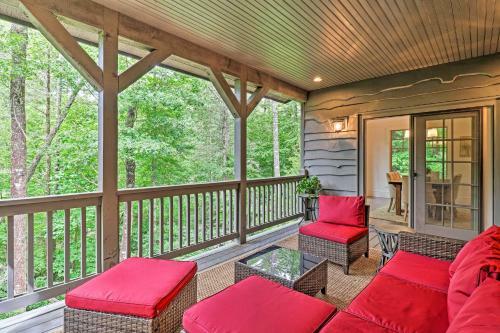 Mtn Hideaway, Short Walk To Lake Glenville!