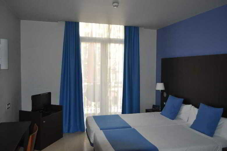 Hotel Oriente Atiram