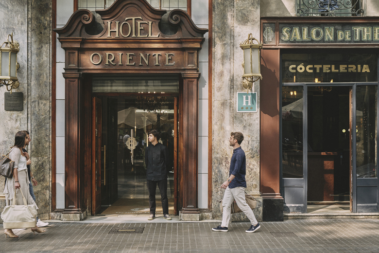 Hotel Oriente Atiram