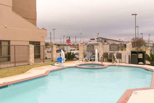 Hotel Comfort Suites Austin Nw Lakeline