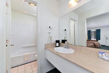 Motel Americas Best Value Inn Clute