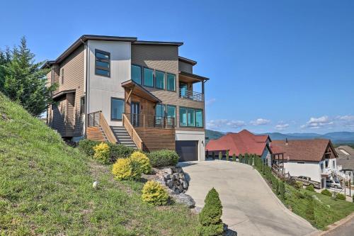Luxe Asheville Home With Stunning Mountain View