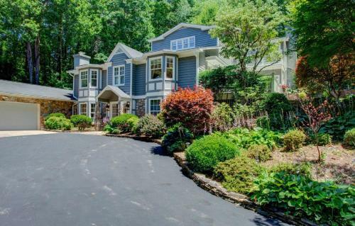Mills Gap Lodge