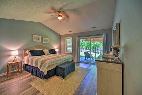 Henrico Hideaway With Lake Access And Boat Slip!