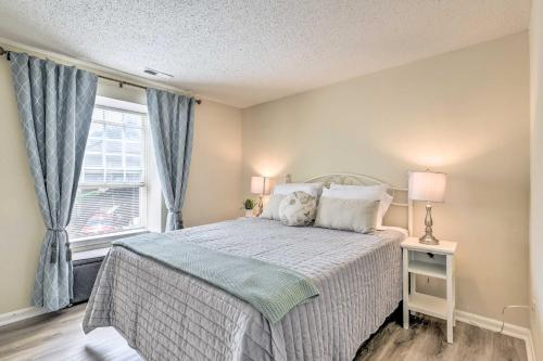 Apartamento Inviting Charlotte Getaway - Half Mi To Unc!