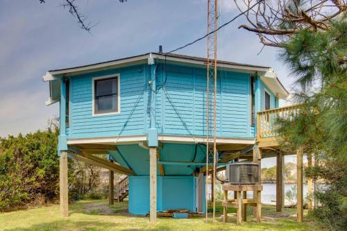 Ozzie's Island Hideaway