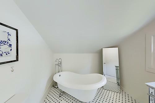 North Whitted Escape