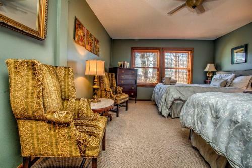 Lodge The Poplars At Bearwallow Mountain