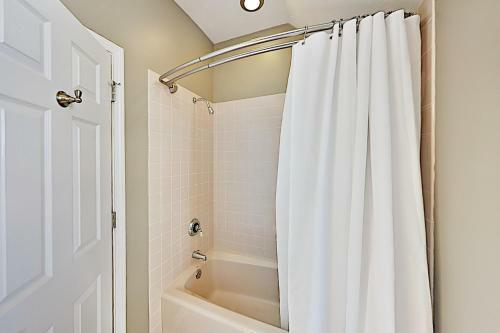 Jeter Mountain Manor