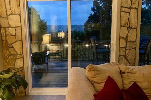 Serenity Mountain Oasis