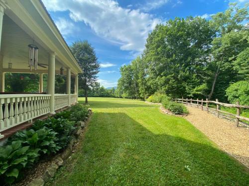 Spring Creek Farmhouse