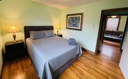 Suites 158 #1- Downtown Hot Springs 2-bedroom Apartment