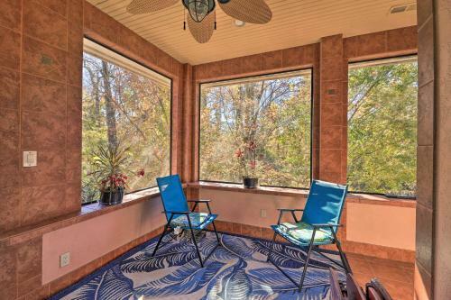 Cozy Jacksonville Cottage - 15 Mi To Beach!