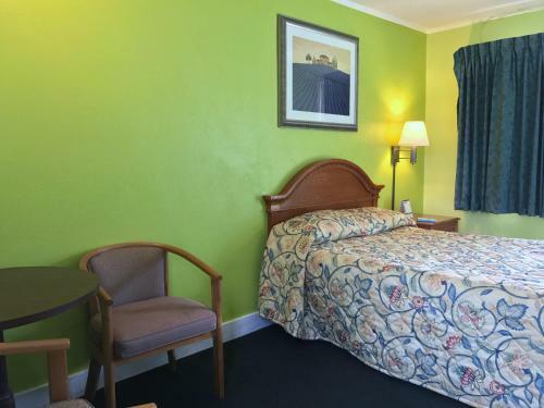 Hotel Economy Inn
