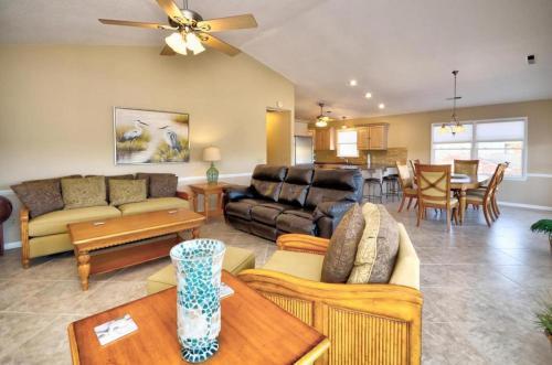 108 W Yacht Drive