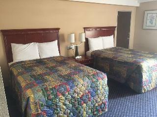 Hotel Rodeway Inn At Fort Lee