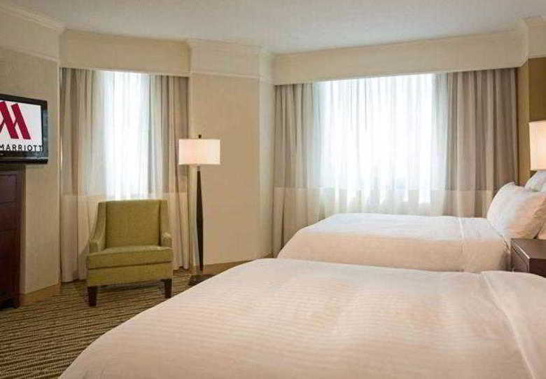 Hotel Washington Dulles Marriott Suites
