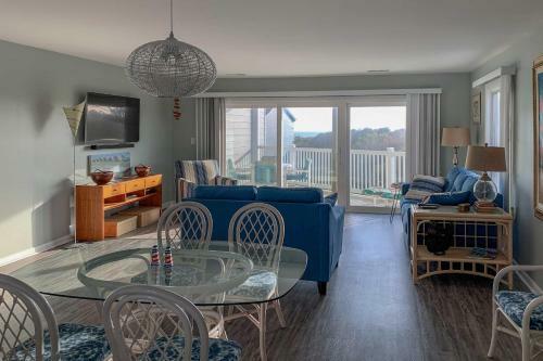 Apartamento Condo With Partial Ocean View On Indian Beach!