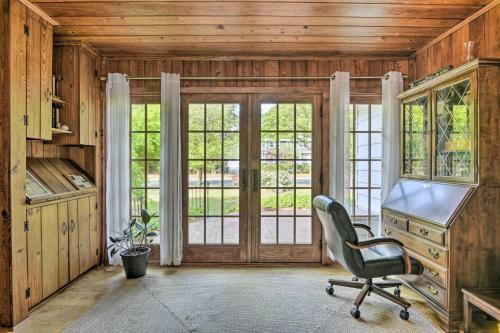 Apartamento Quaint Apt With Yard 1 Mi To Nature Preserve!