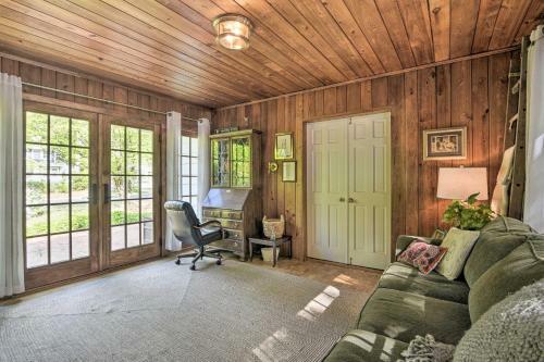 Apartamento Quaint Apt With Yard 1 Mi To Nature Preserve!