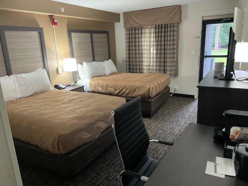 Hotel Quality Inn & Suites