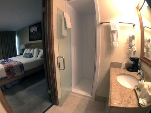 Hotel Bumbleberry Inn