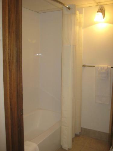 Hotel Bumbleberry Inn