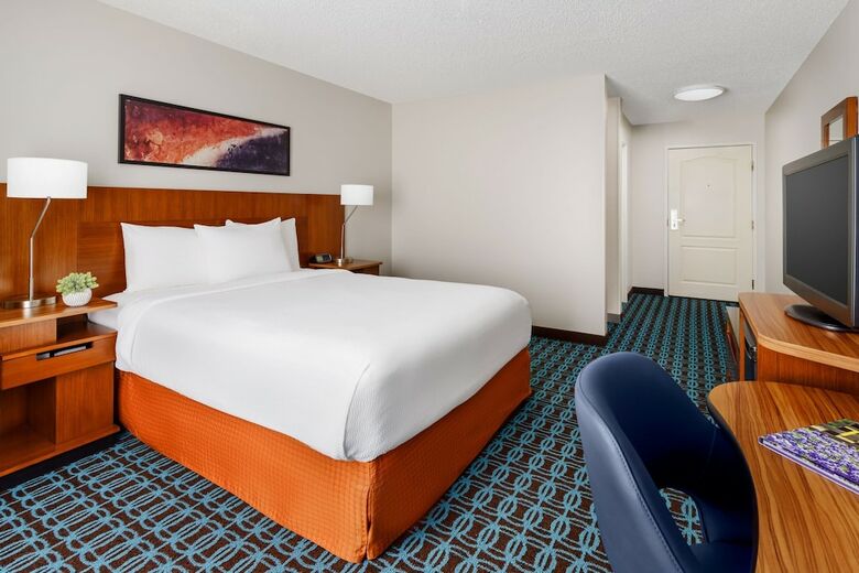 Hotel Fairfield Inn And Suites By Marriott Houston The Woodlands