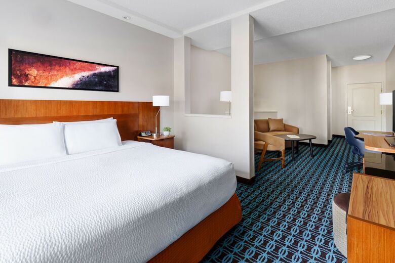 Hotel Fairfield Inn And Suites By Marriott Houston The Woodlands