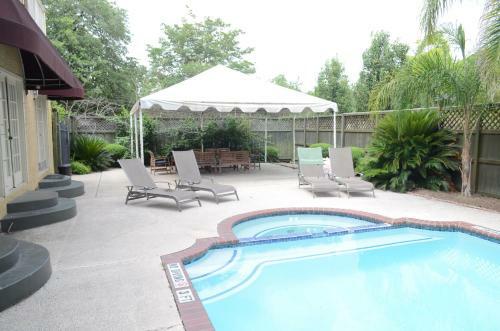 Hi - Houston The Morty Rich Hostel