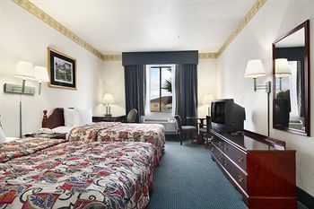 Hotel Days Inn And Suites Houston North