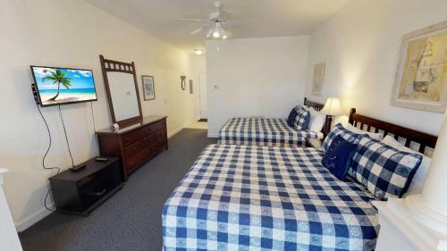 Champions By Coastline Resorts