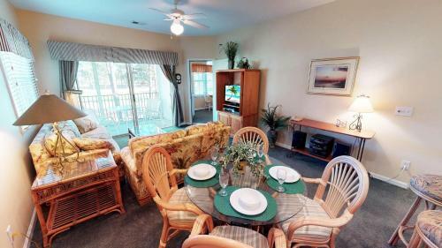 Champions By Coastline Resorts